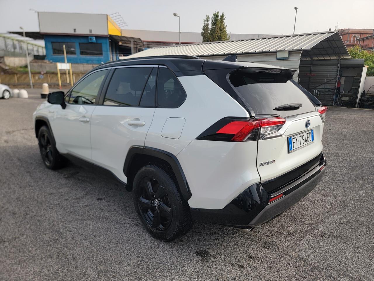 Toyota RAV 4 2.5 (222CV) AWD STYLE SOLO 79 MILA KM!