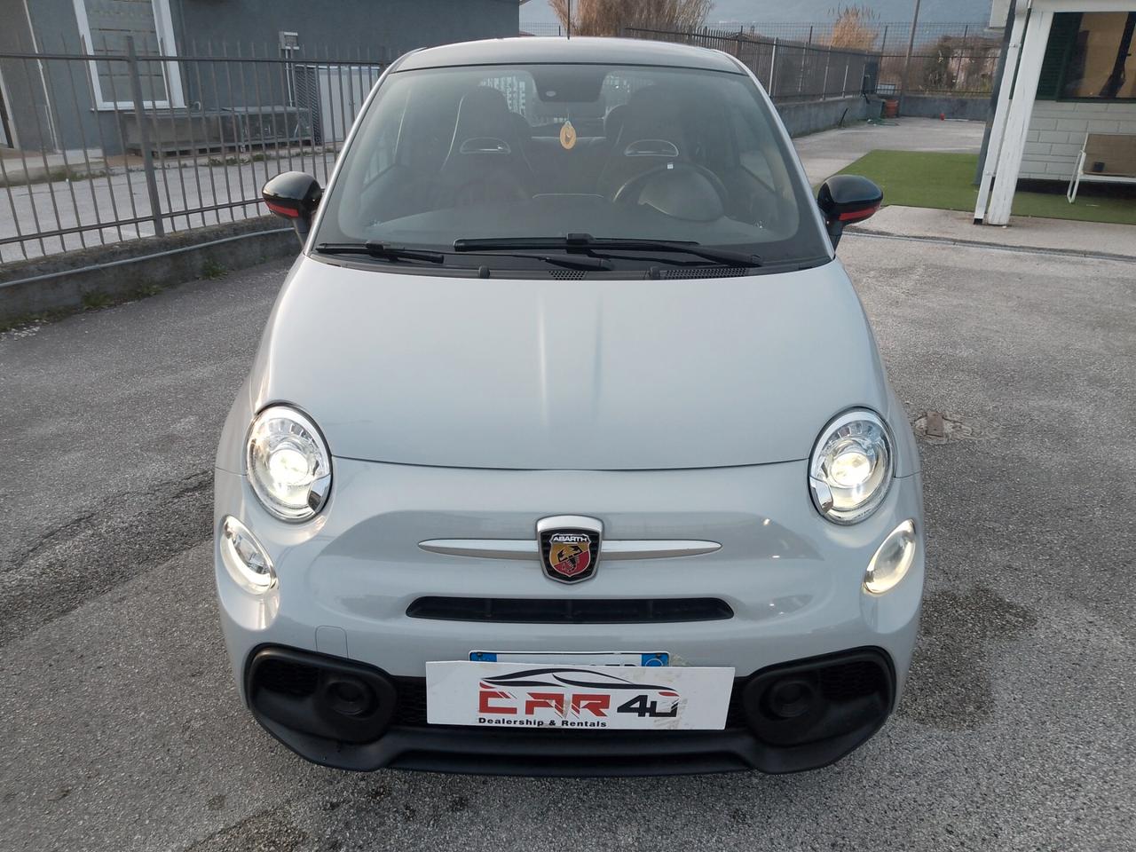 Abarth 595 1.4 Turbo 70 ANNIVERSARIO POCHI CHILOMETRI