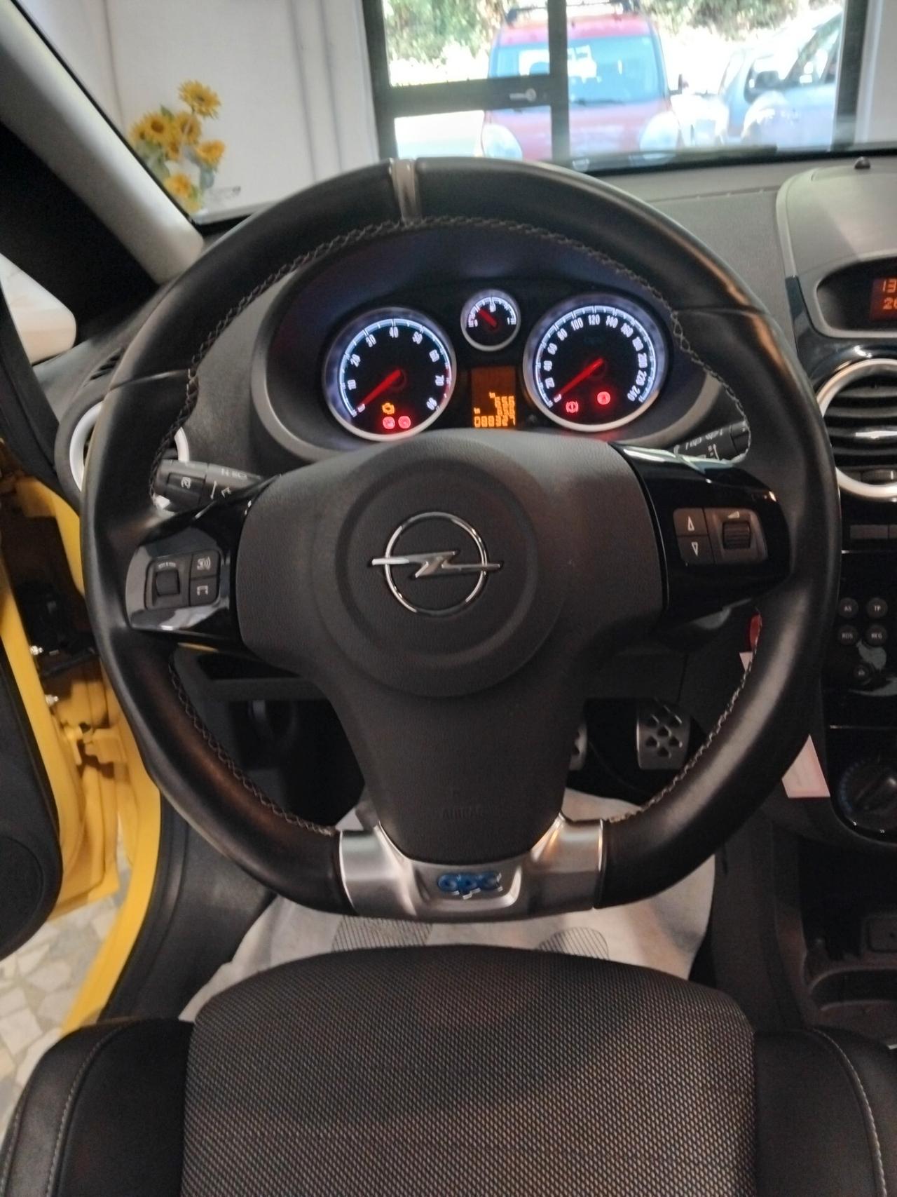 Opel Corsa 1.6 T 192CV 3 porte OPC