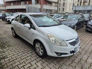 OPEL Corsa 1.2 3 porte Club