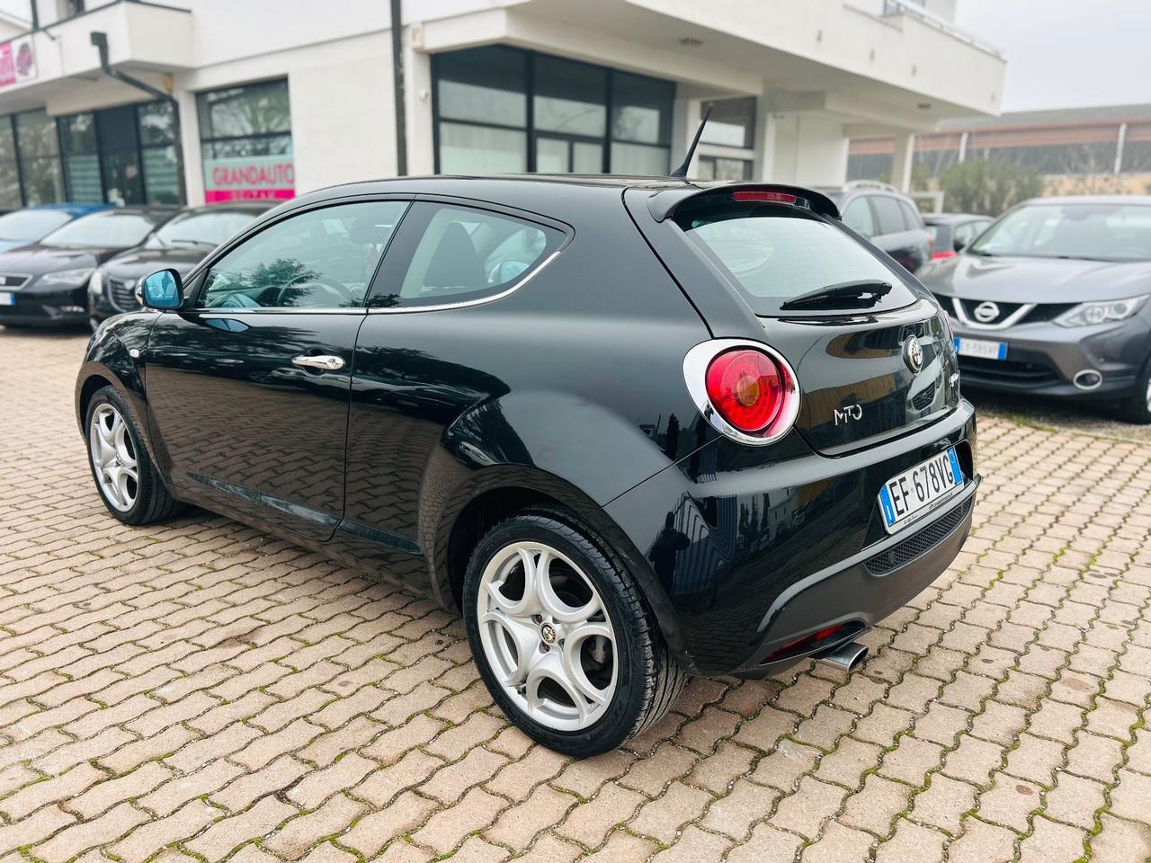 Alfa Romeo MiTo 1.4 105 CV M.air S&S Distinctive Sport Pack