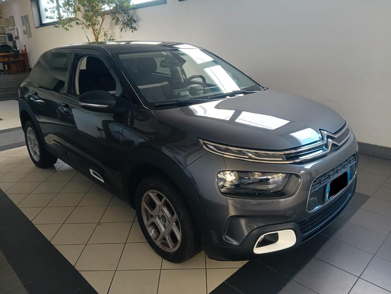 Citroen C4 Cactus BlueHDi 100 S&S Shine NAVI - RETROCAMERA