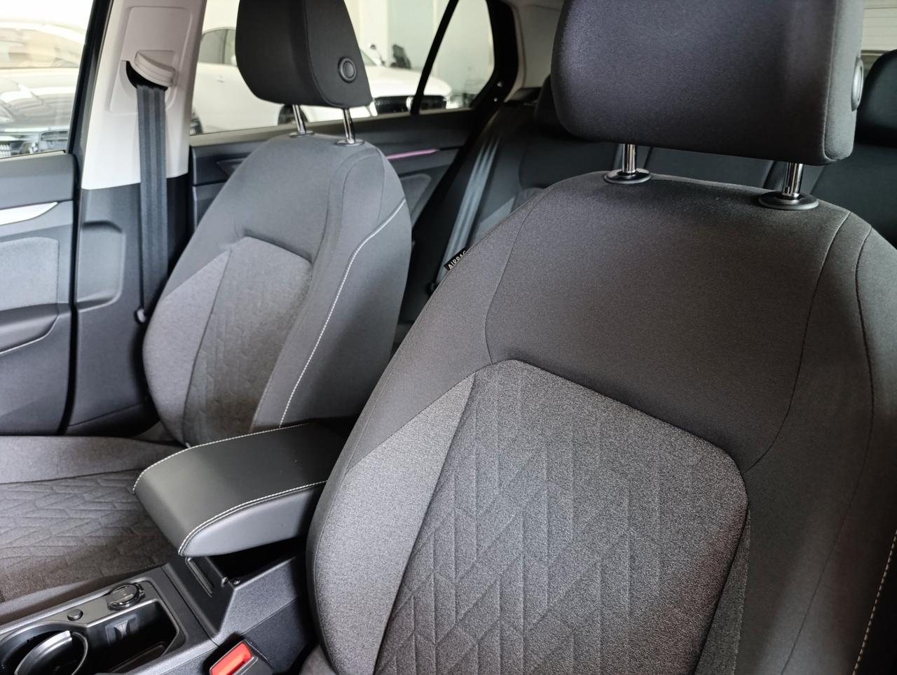 Volkswagen Golf 1.0 tsi Move 110cv