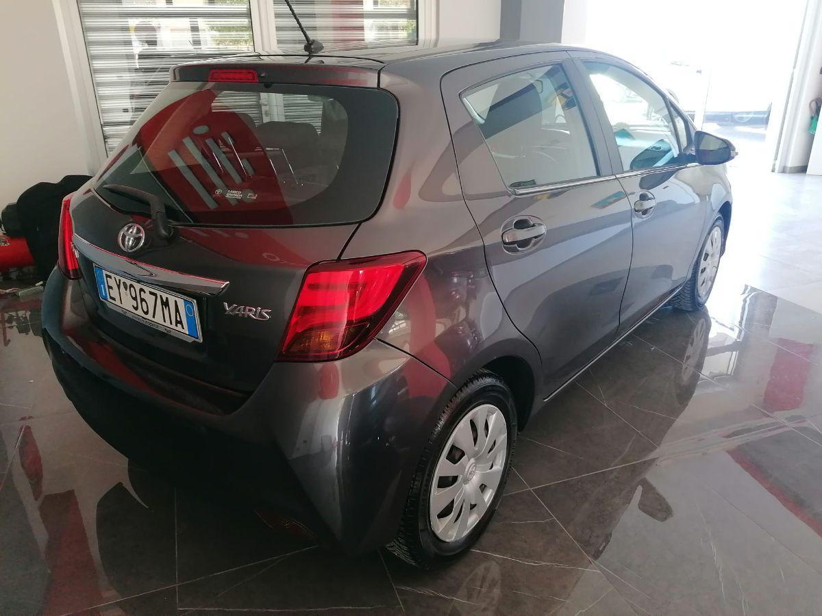 TOYOTA - Yaris - 1.0 5p. Lounge