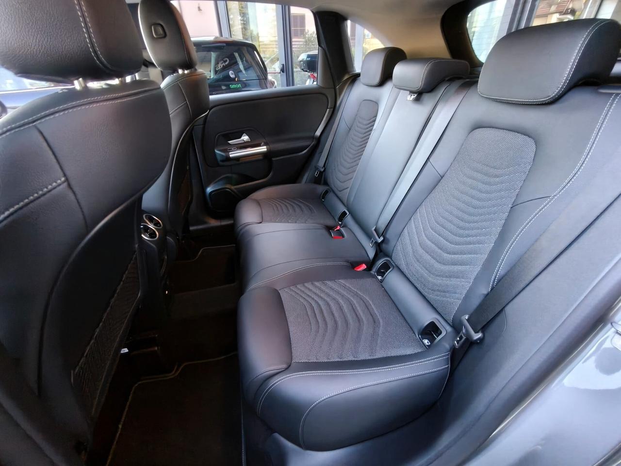 Mercedes-benz B 180 D Progressive Advanced Plus Edition Automatic