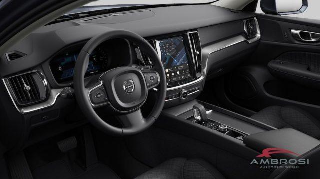 VOLVO V60 B4 Mild hybrid Benzina Core