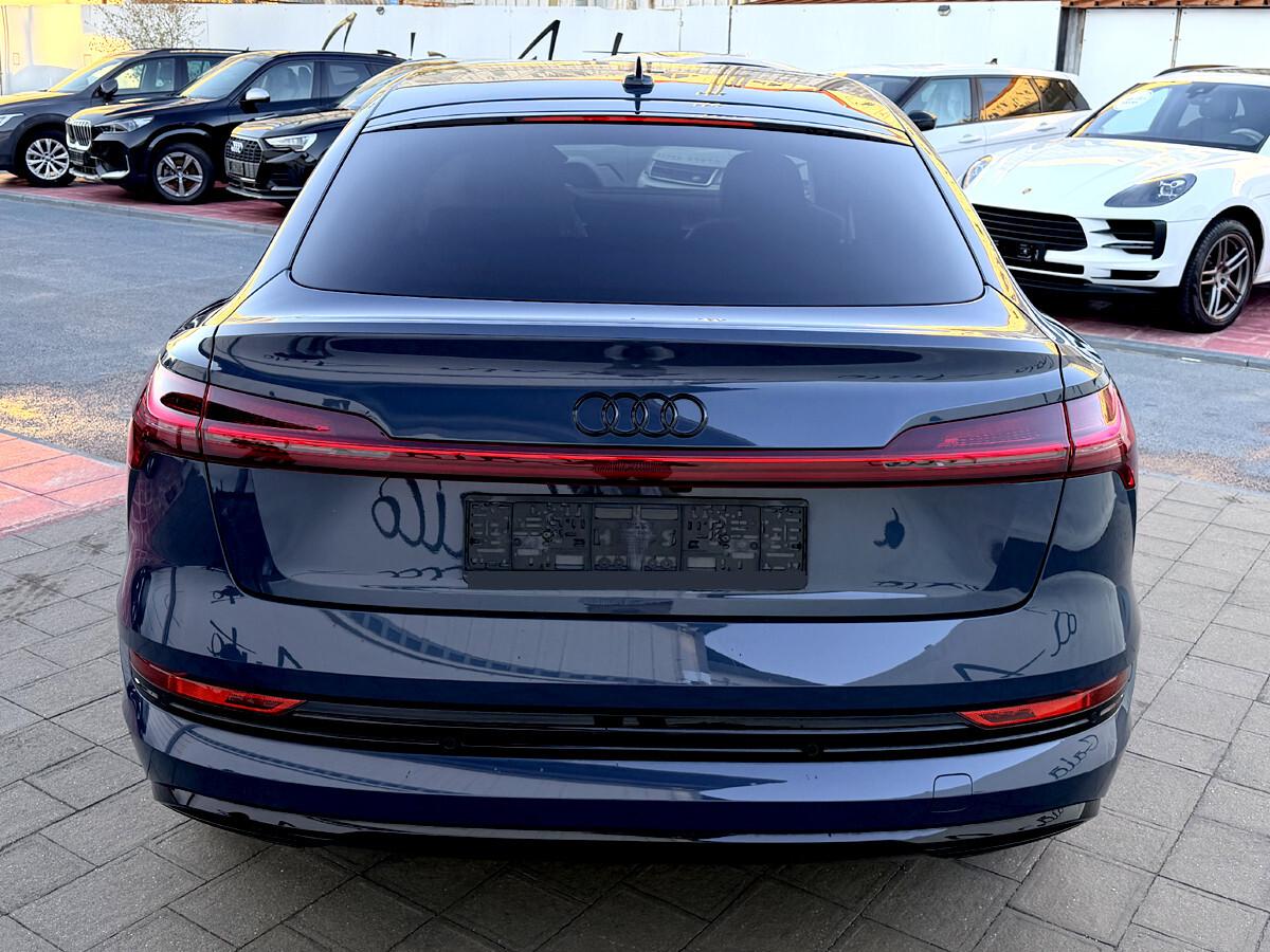 Audi Q8 e-tron 50 quattro S line edition