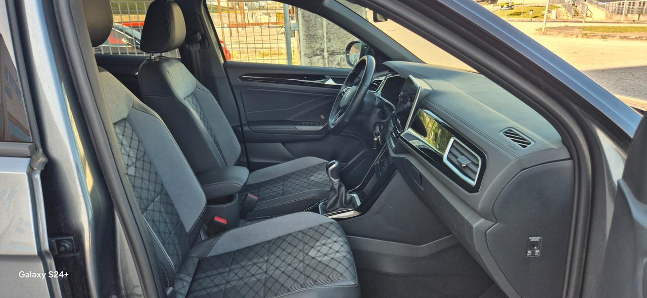 Volkswagen T-Roc 1.0 TSI R-Line