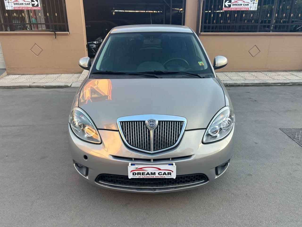 Lancia Ypsilon 1.4 Unyca Ecochic GPL