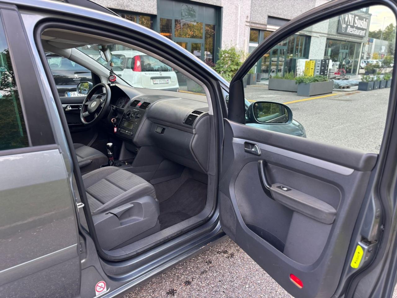 Volkswagen Touran 2.0 TDI 136CV 7POSTI Highline