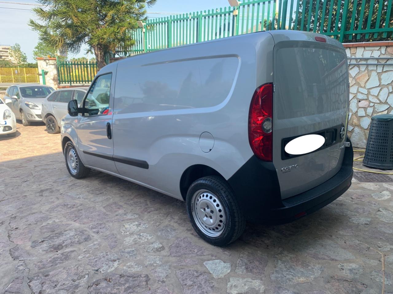 Opel Combo Opel Combo 1.3 CDTI L2H1 2,4t