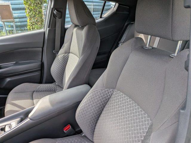 TOYOTA C-HR 1.8 Hybrid E-CVT Black Line