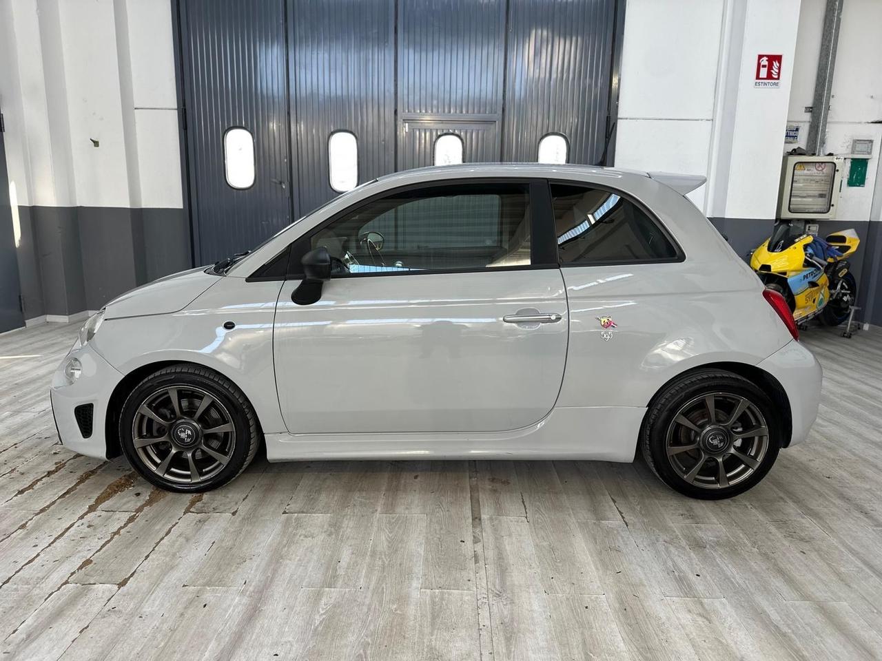 Abarth 595 Turismo 1.4 Turbo T-Jet