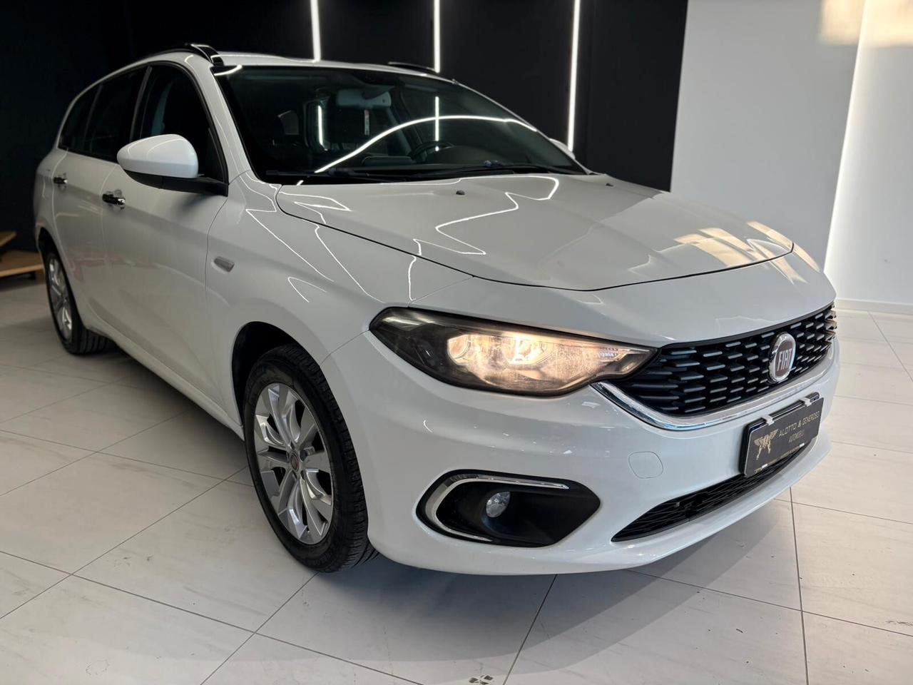 Fiat Tipo 1.6 Mjt S&S SW Lounge