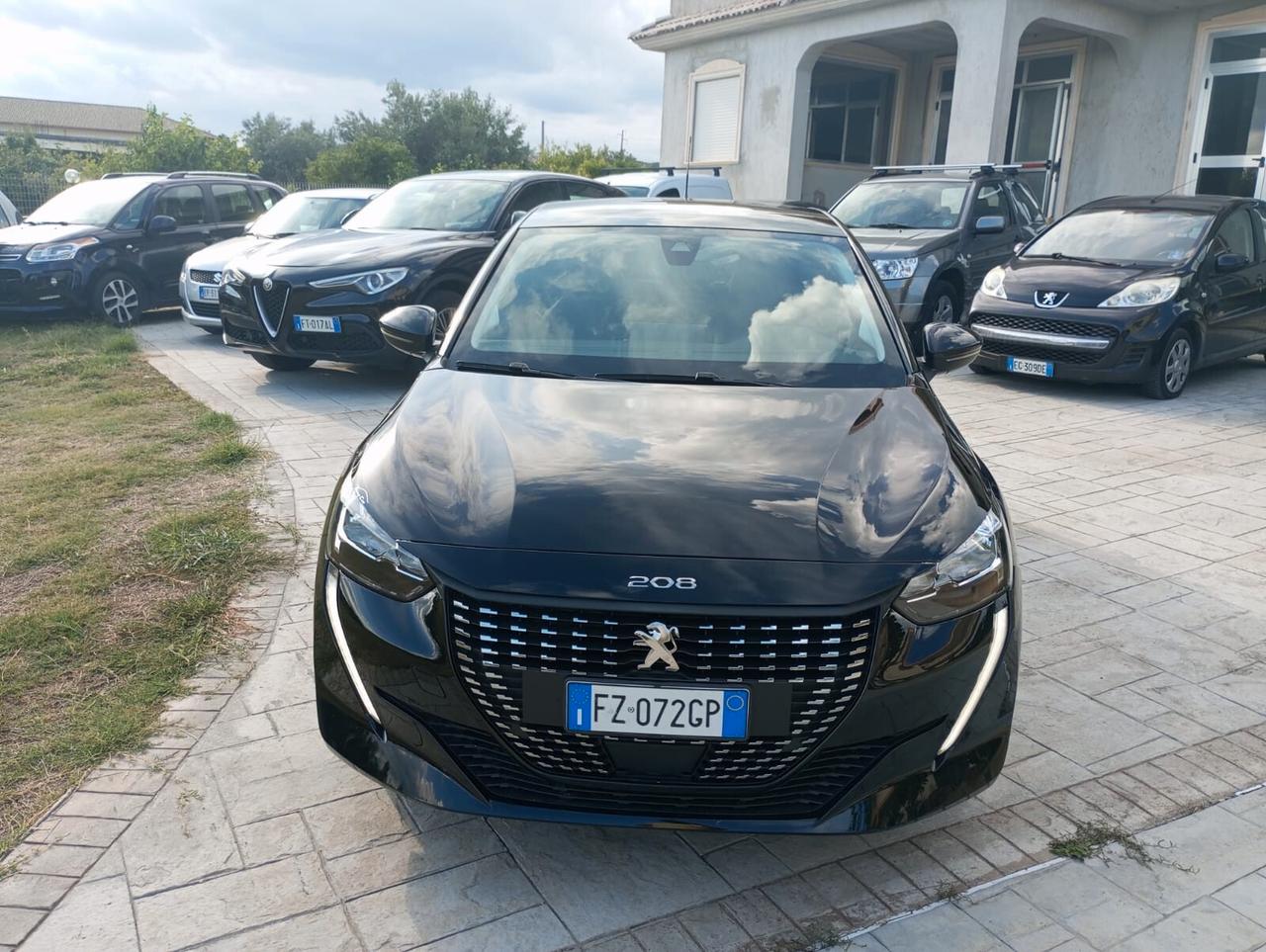 Peugeot 208 BlueHDi 100 S&S 5 porte Allure