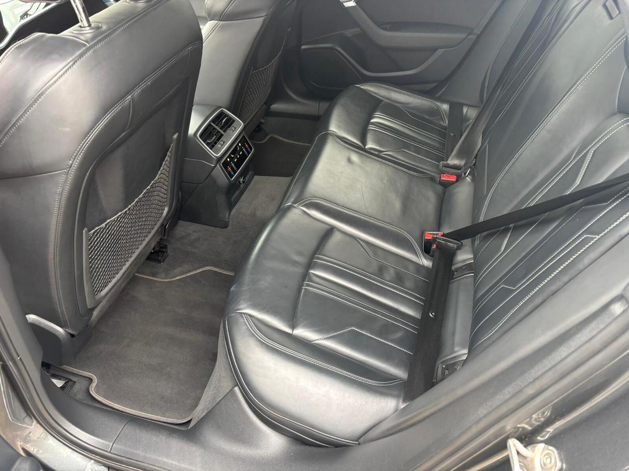 Audi A6 Avant 40 2.0 TDI quattro ultra S tronic Business Sport