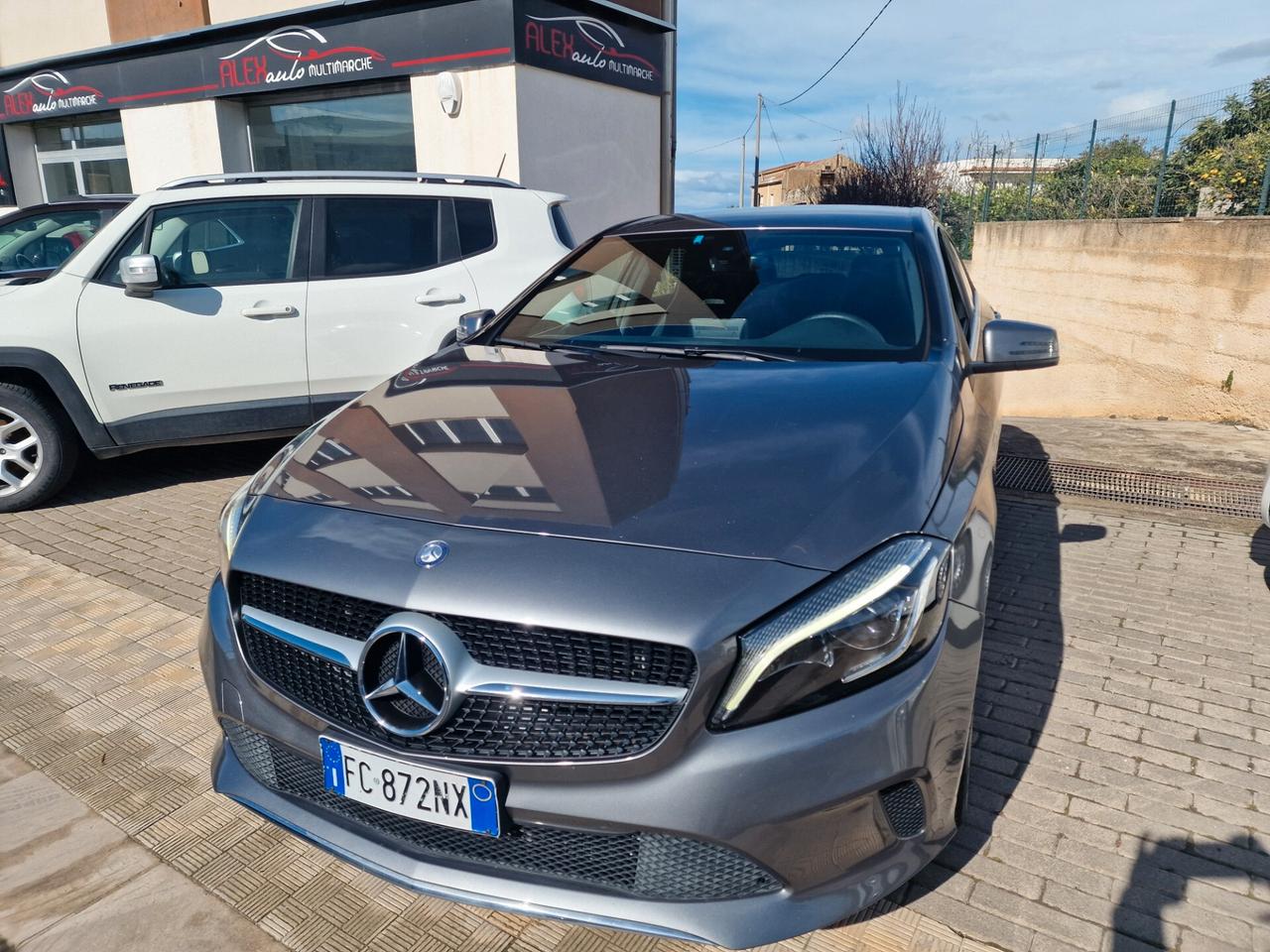 Mercedes-benz A 180 d Premium