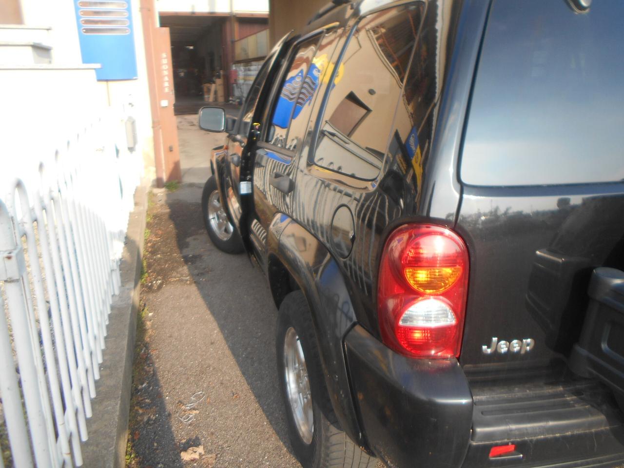 Jeep Cherokee 2.5 CRD Limited