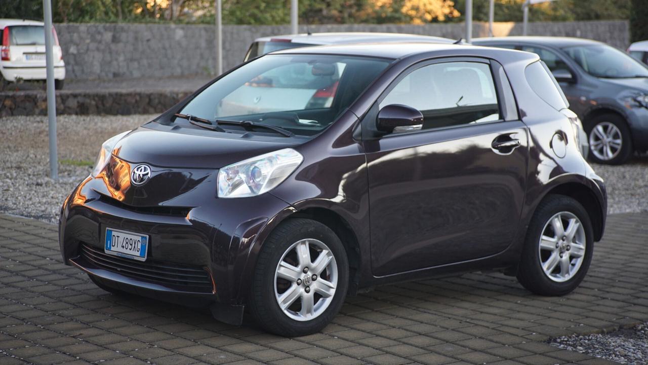 Toyota iQ 1.0 Multidrive