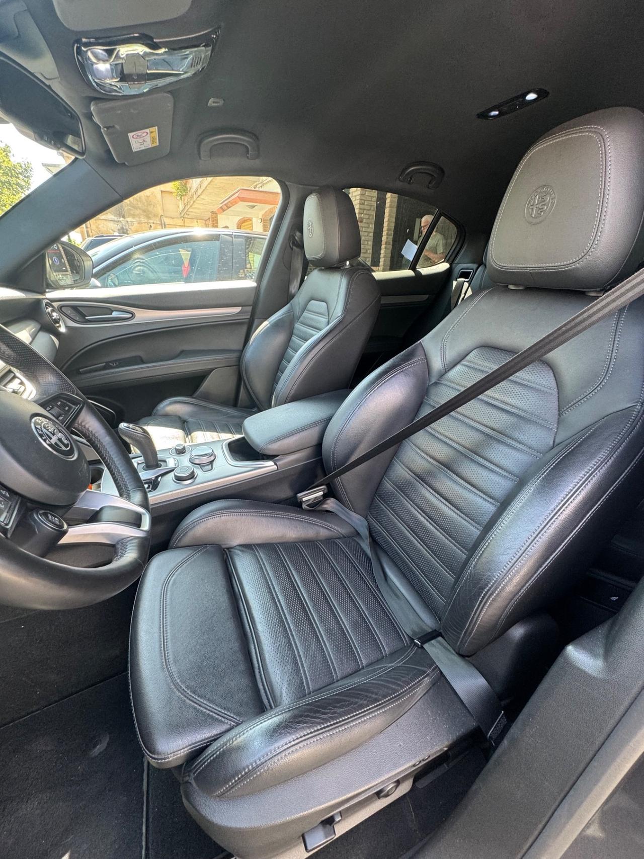 Alfa Romeo Stelvio 2.2 Turbodiesel 210 CV AT8 Q4 Veloce