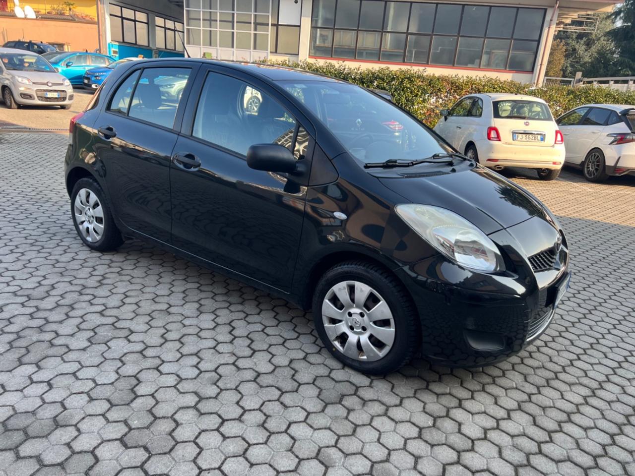 Toyota Yaris 1.4 D-4D DPF 5 porte Now