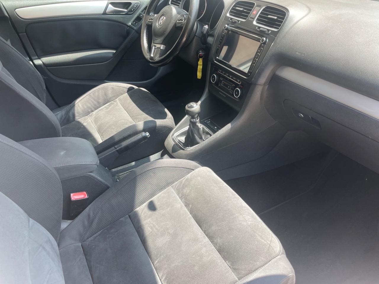 Volkswagen Golf 6 1.6 TDI 105 cv 5p. Highline