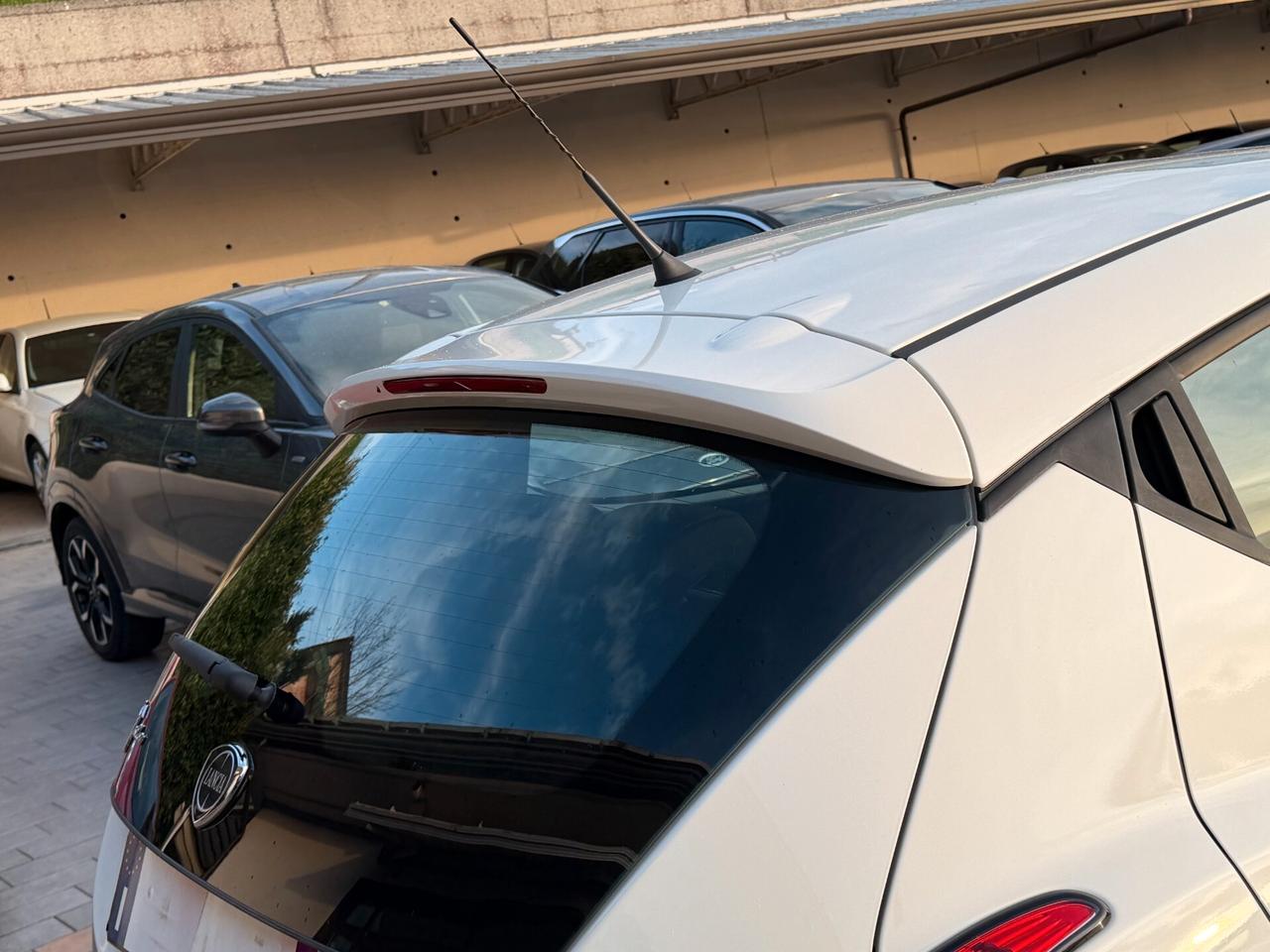 Lancia Ypsilon 1.2 69 cv. ELEFANTINO BLU