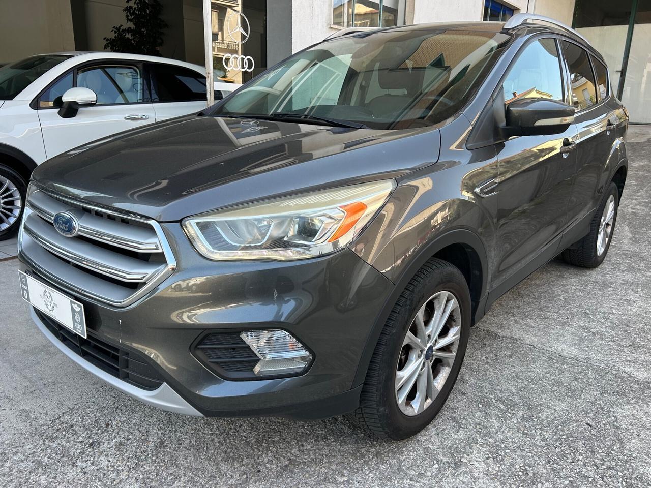 Ford Kuga 1.5 TDCI 120 CV Titanium
