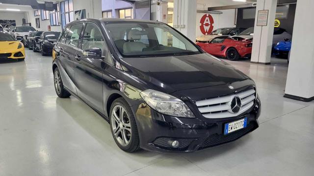 MERCEDES-BENZ B 180 CDI Executive