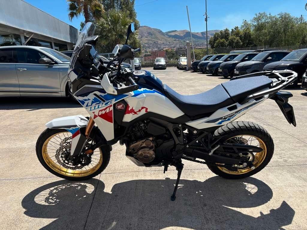 Honda CRF1100L Africa Twin 2026 / KM 7.500 Tuo a solo 164 Euro al mese