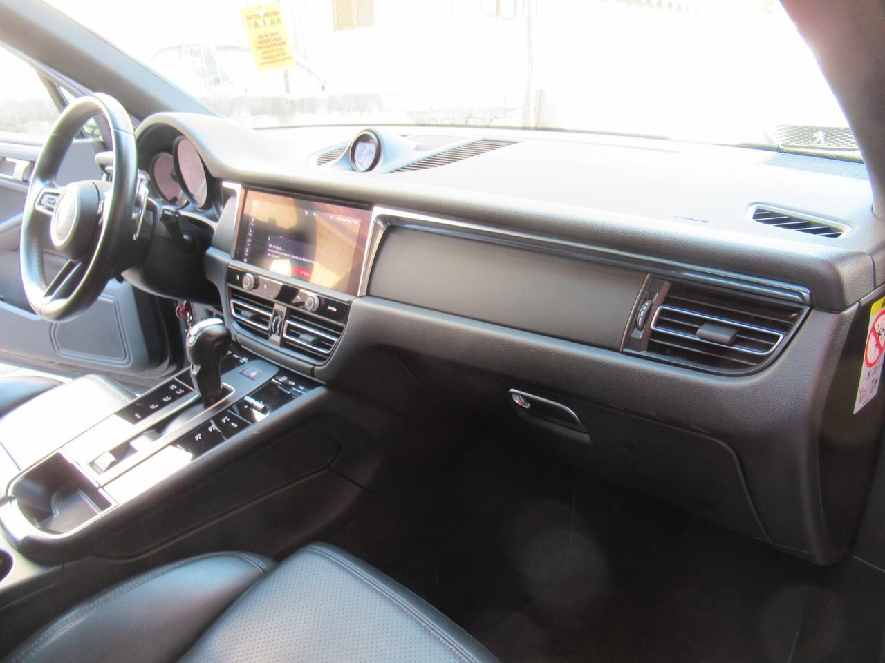 Porsche Macan 2.0 265CV