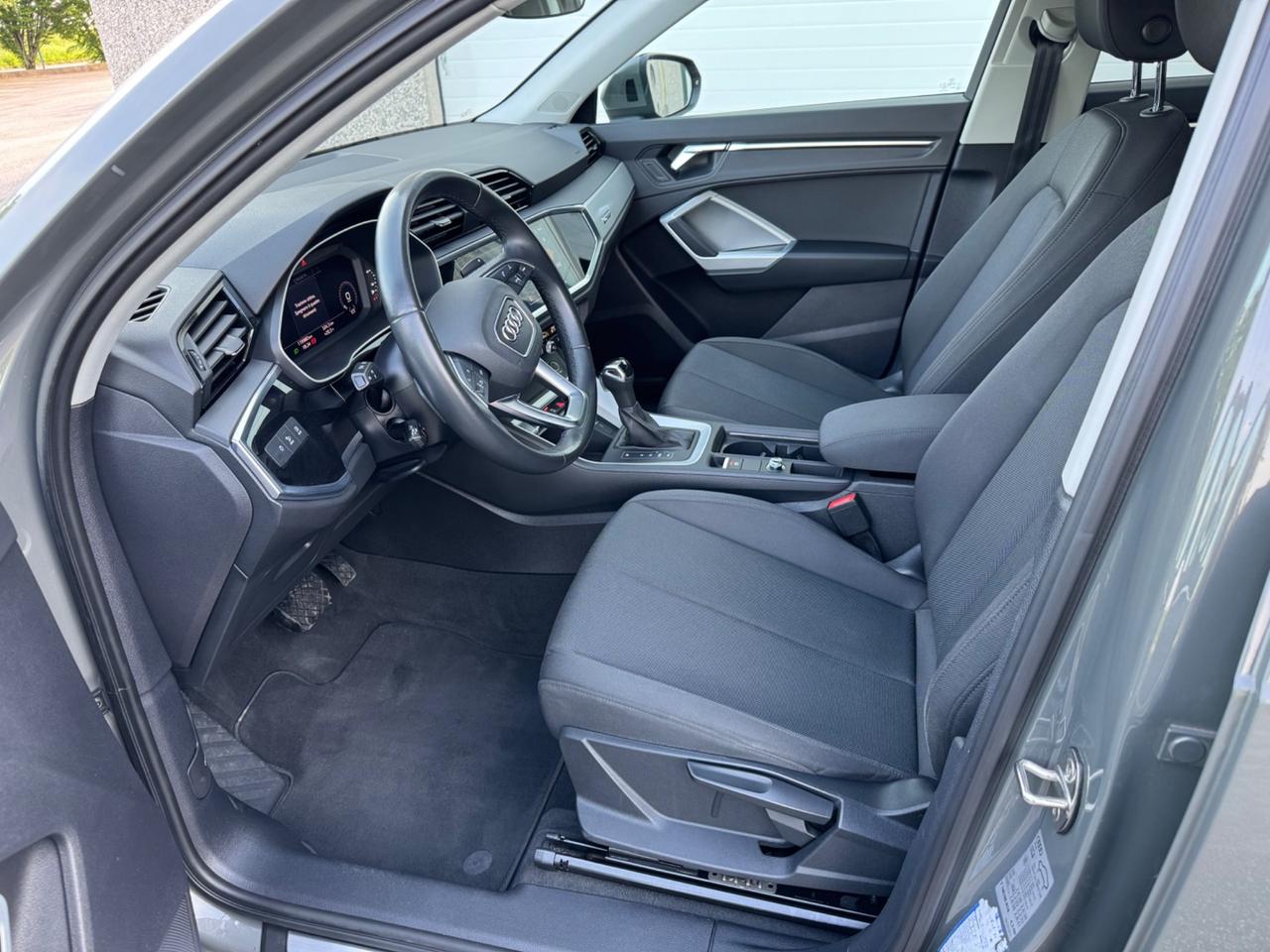 Audi Q3 35 TFSI S tronic Business Advanced