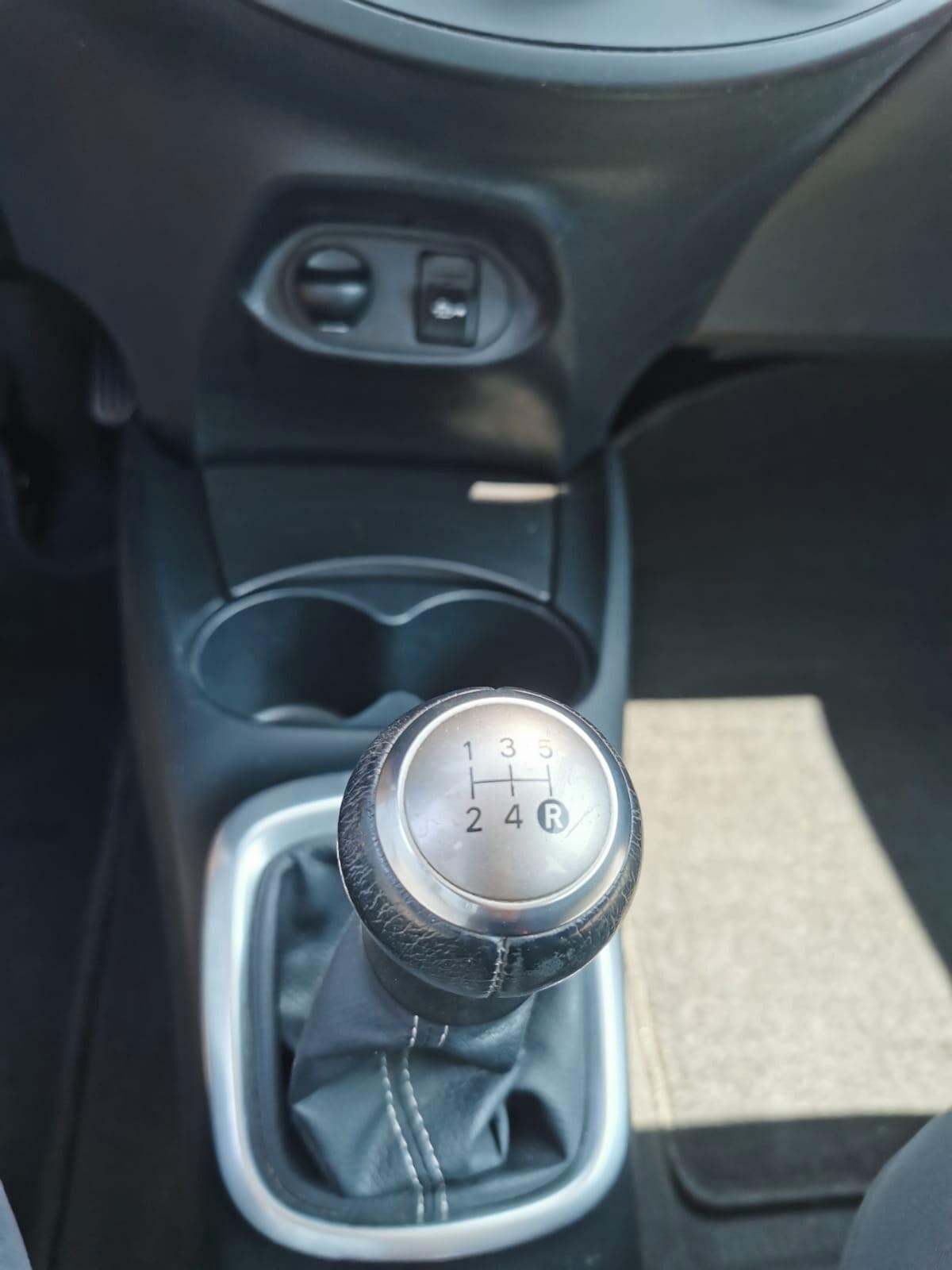 Toyota Yaris 1.0 5 porte Active - 2015