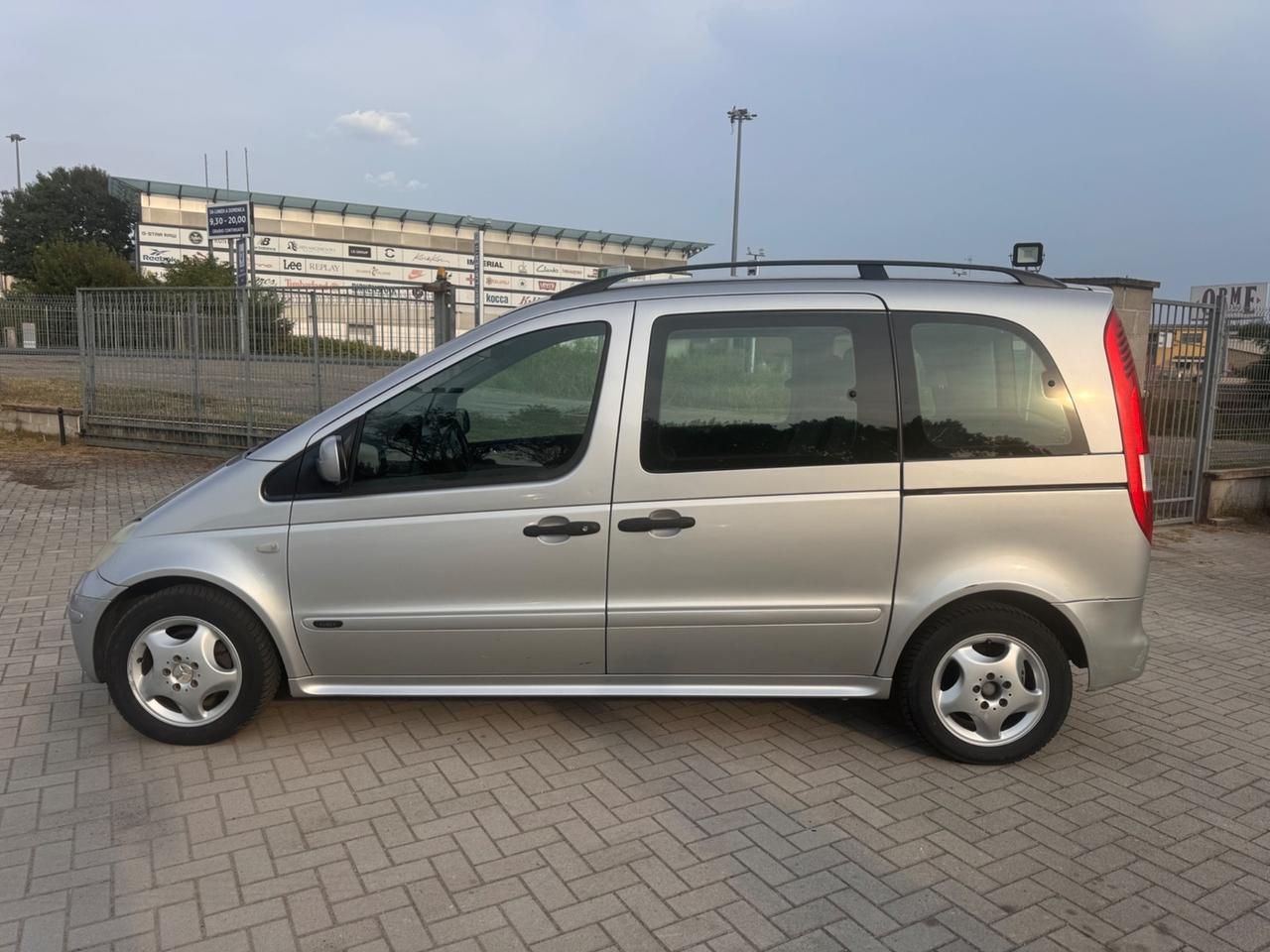 Mercedes-benz Vaneo 1.6 cat Family GPL