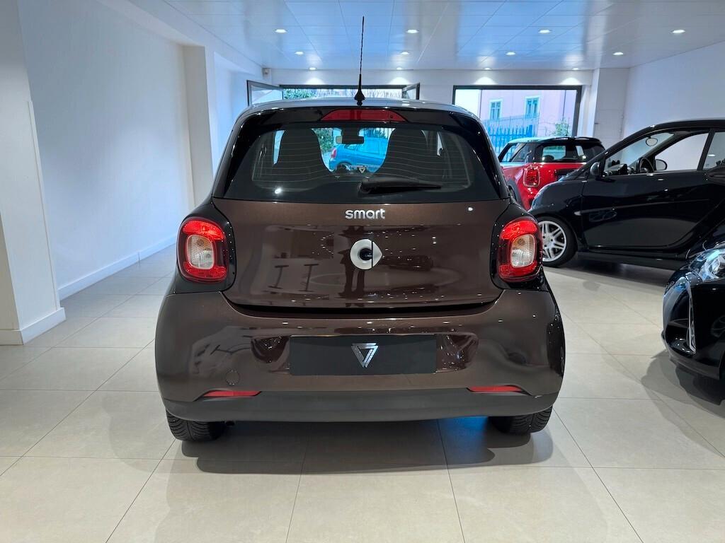 Smart ForFour 70 1.0 Passion