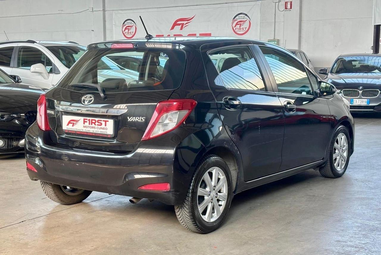 Toyota Yaris 1.4 D-4D 5 porte Lounge