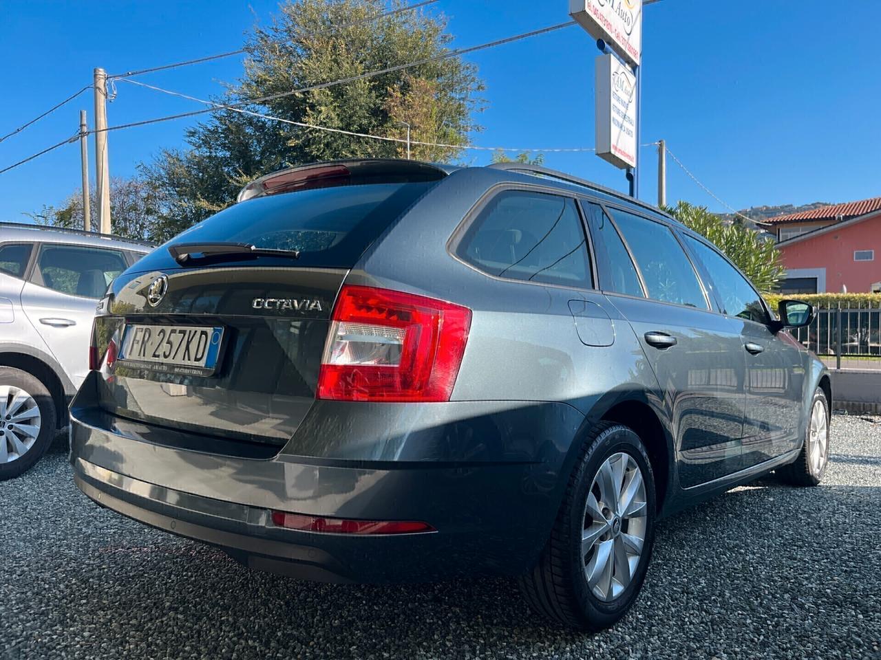 Skoda Octavia 1.6 TDI CR 90 CV SW