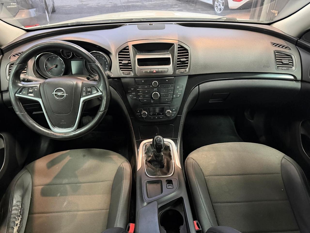 Opel Insignia 1.6 Turbo 180CV 4 porte Cosmo