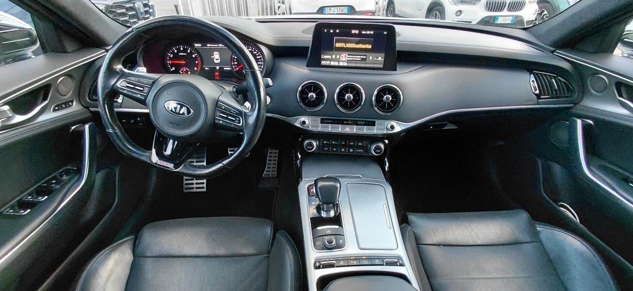 Kia Stinger 3.3 T-GDI AWD AT8 GT