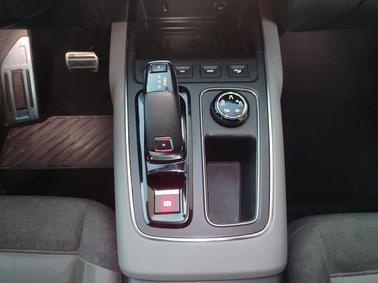 C5 Aircross 1.5 Bluehdi SHINE 130CV SUPER FULL !!