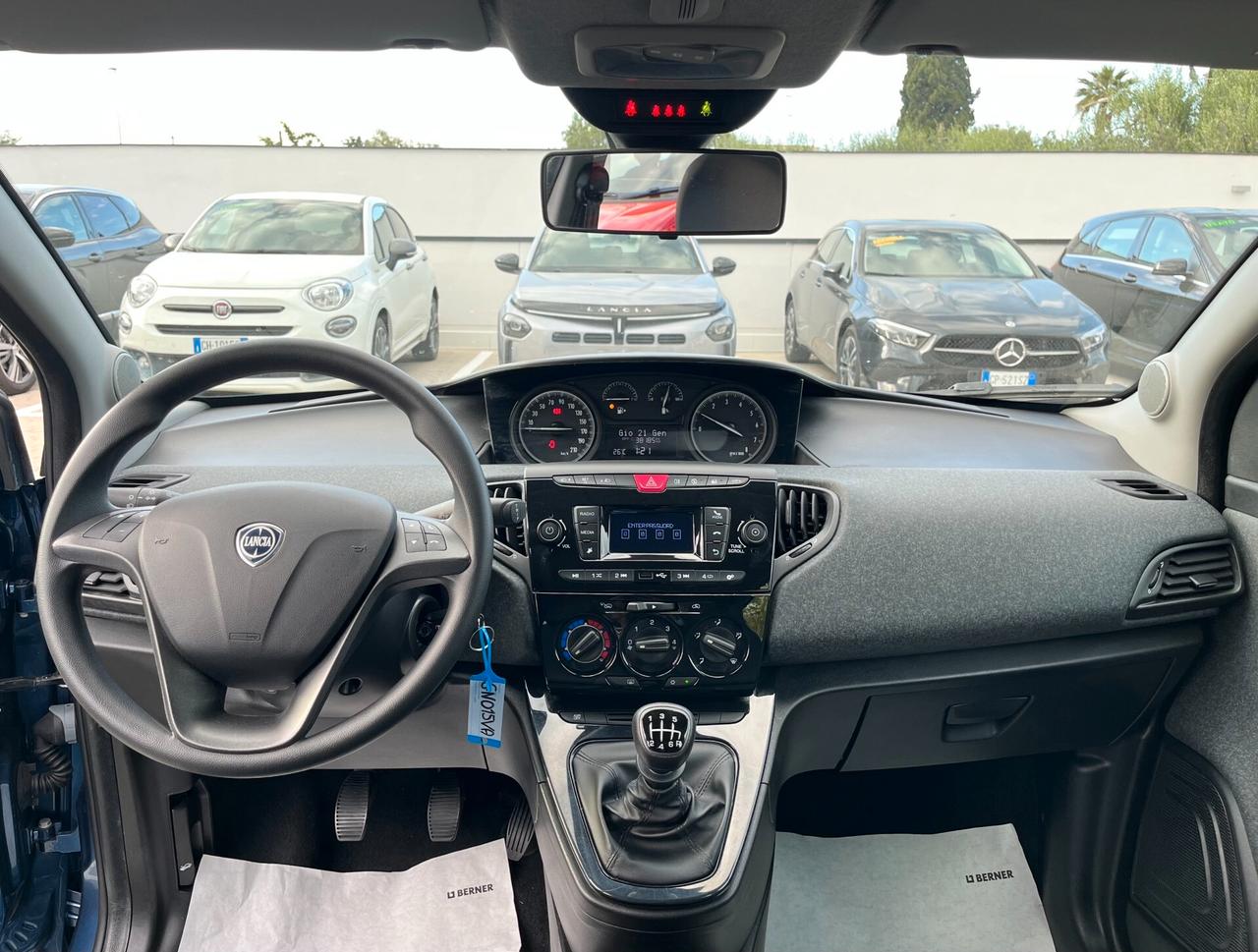 Lancia Ypsilon 1.0 FireFly 5 porte S&S Hybrid Silver Plus