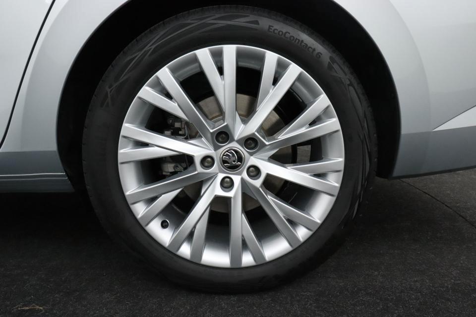 Skoda Superb iV Wagon Superb Wagon iV 1.4 tsi phev Style dsg