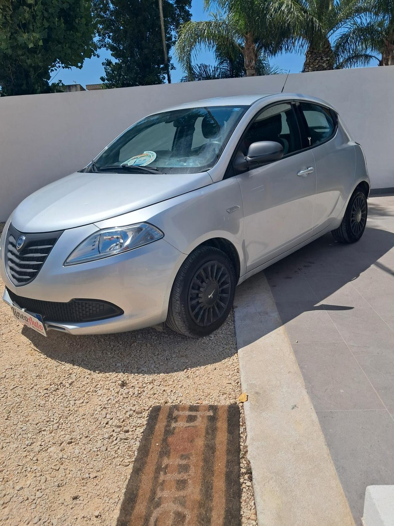Lancia Ypsilon 1.3 MJT 16V 95 CV 5 porte S&S Elle