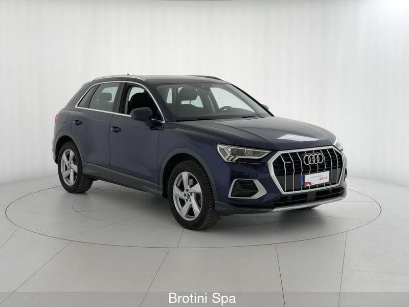 Audi Q3 40 TDI quattro S tronic Business Advanced