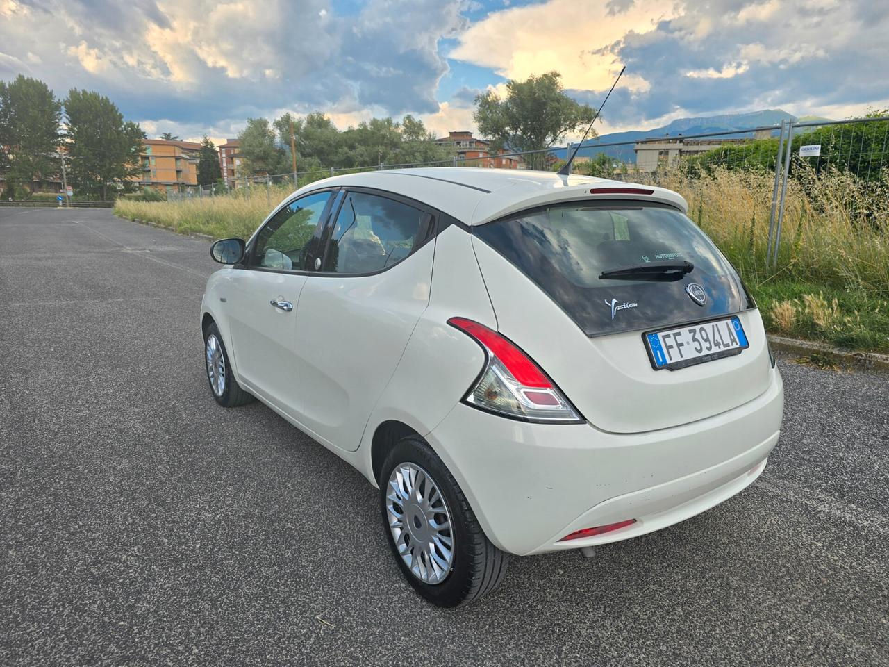 Lancia Ypsilon 1.2 Gpl