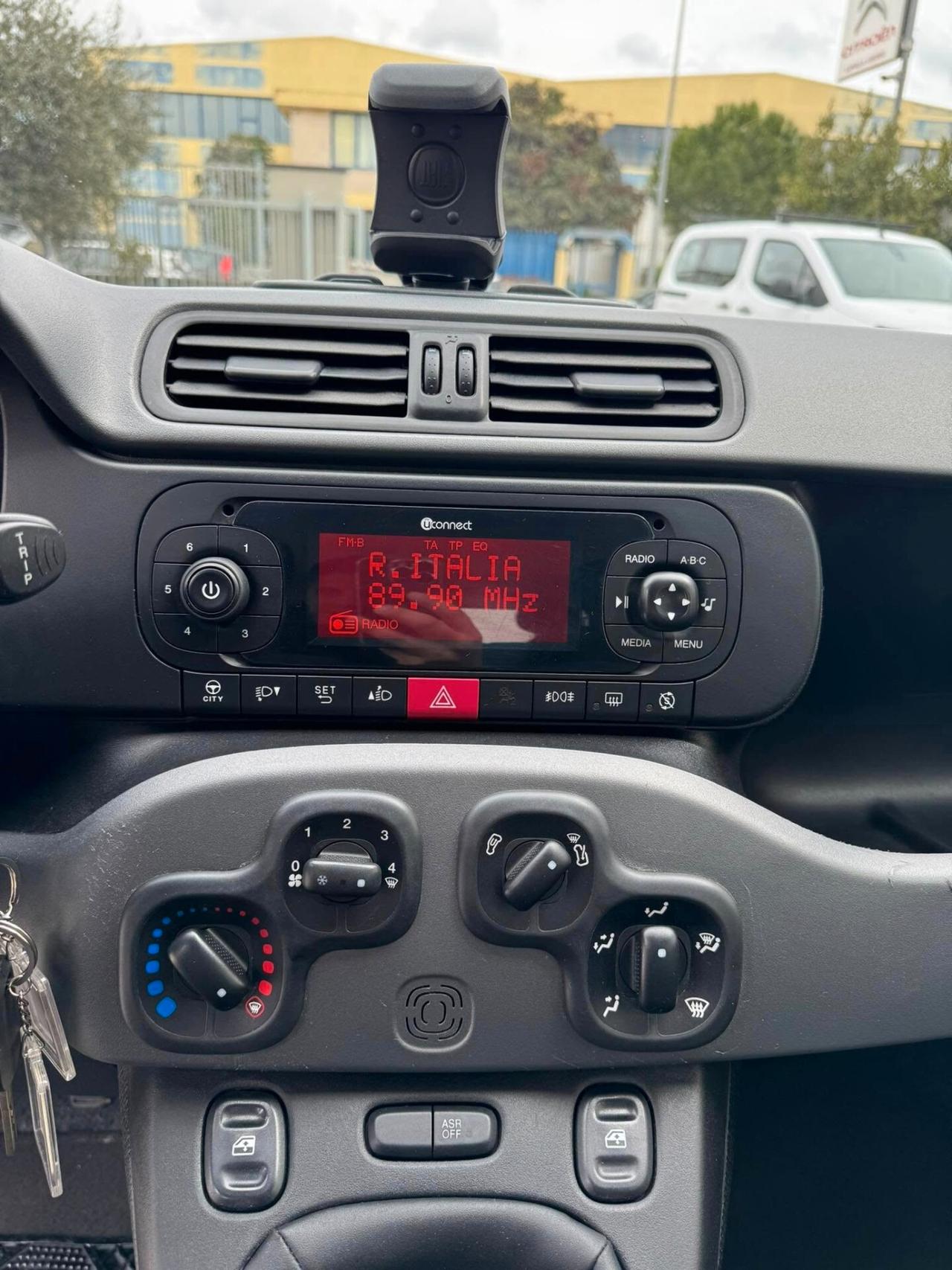 Fiat Panda 1.0 FireFly S&S Hybrid City Cross
