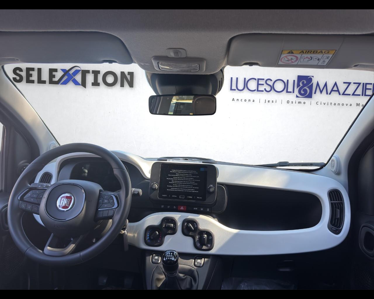 FIAT Pandina My26 1.0 65cv Hybrid Cross