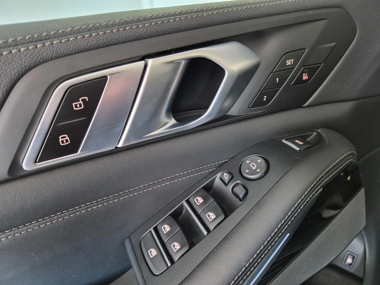 BMW X5 XDRIVE 45E MSPORT LASER PELLE TETTO SOSPENSIONI PNEUMATICHE FRENI M BLU C.21" ADAS 1 PROPRIETARIO