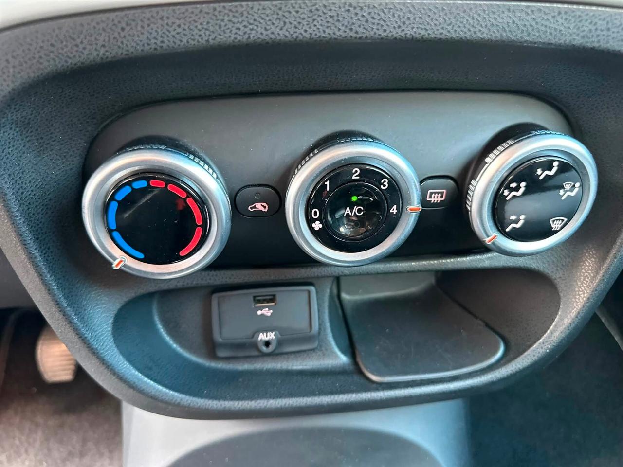 Fiat 500L 0.9 TwinAir Turbo Natural Power Lounge neopatentati