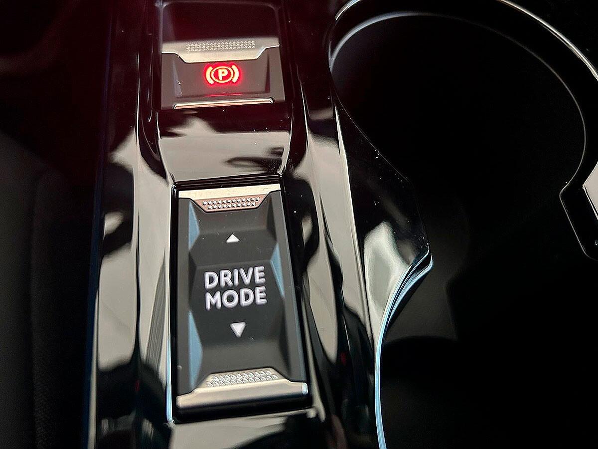 Peugeot 2008 PureTech 100 S&S Allure